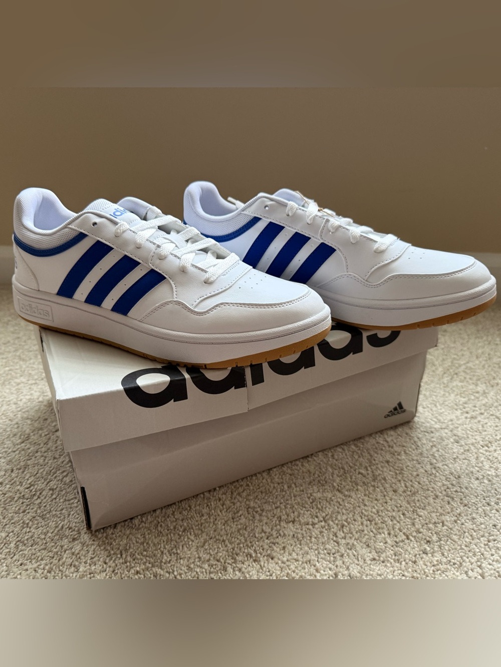 Adidas Men’s White Sneakers with Blue Stripes and Gum Sole-  new